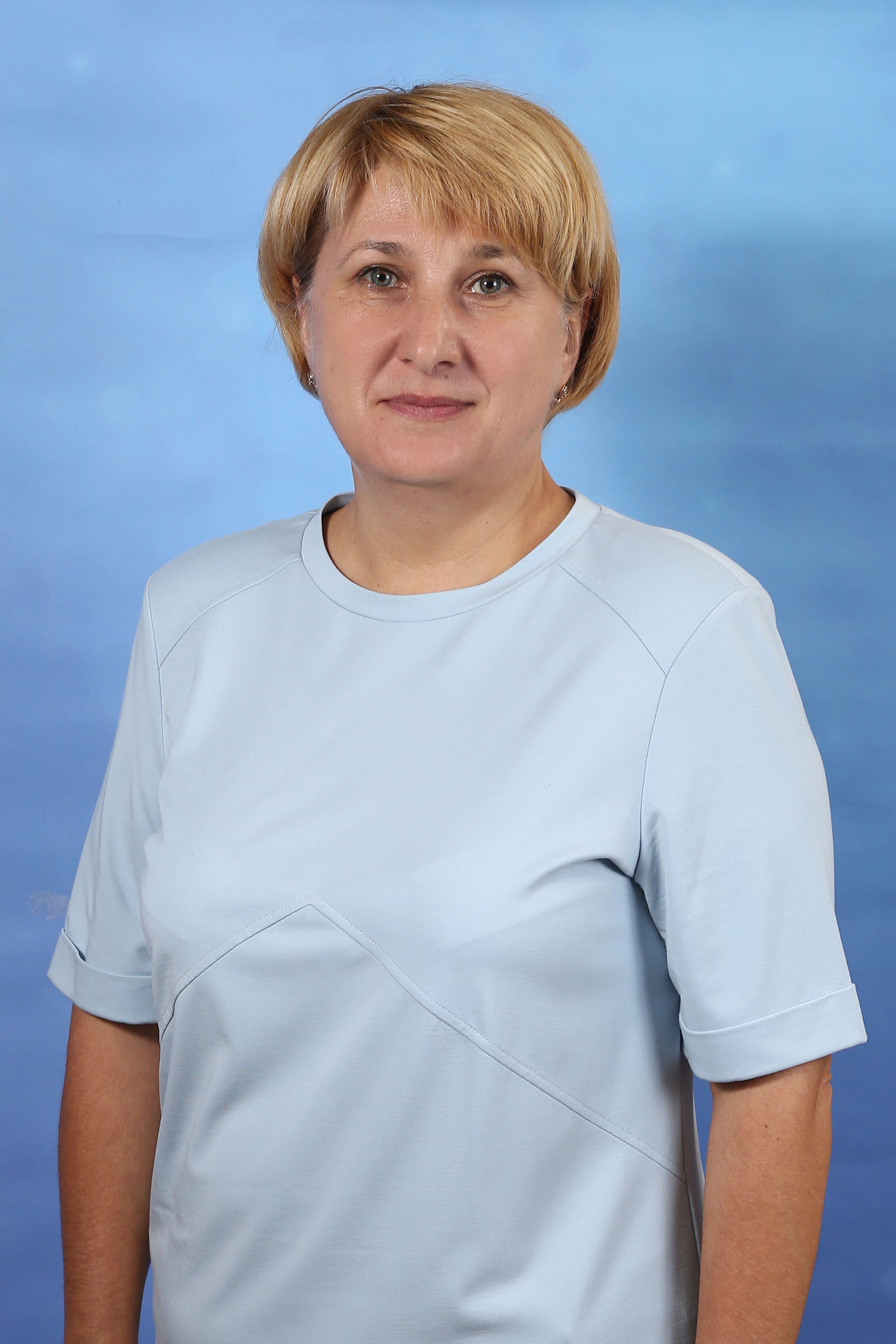 Калмыкова Елена Владимировна.